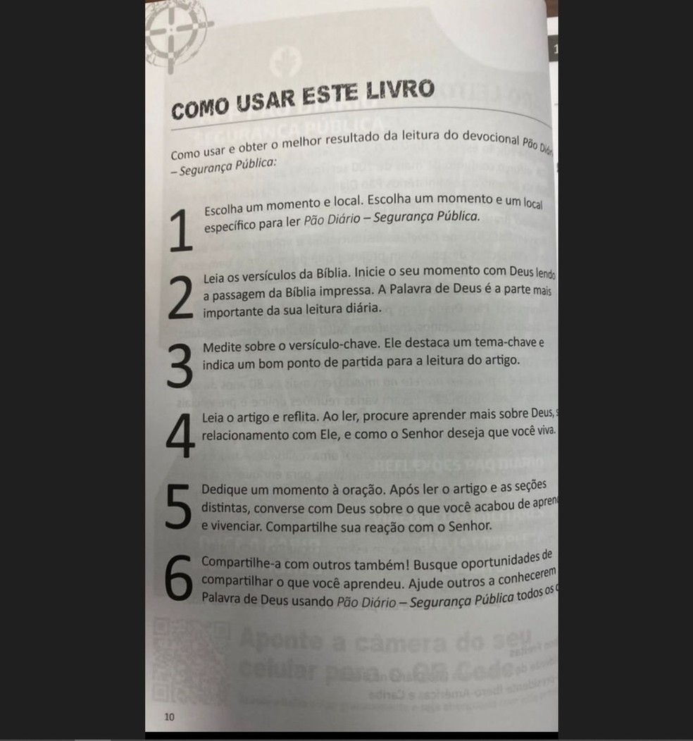 Orientação distribuída a servidores da PRF — Foto: Reprodução