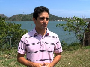 Oceanógrafo diz que é impossível salvar o Rio Doce (Foto: Reprodução / TV Gazeta)