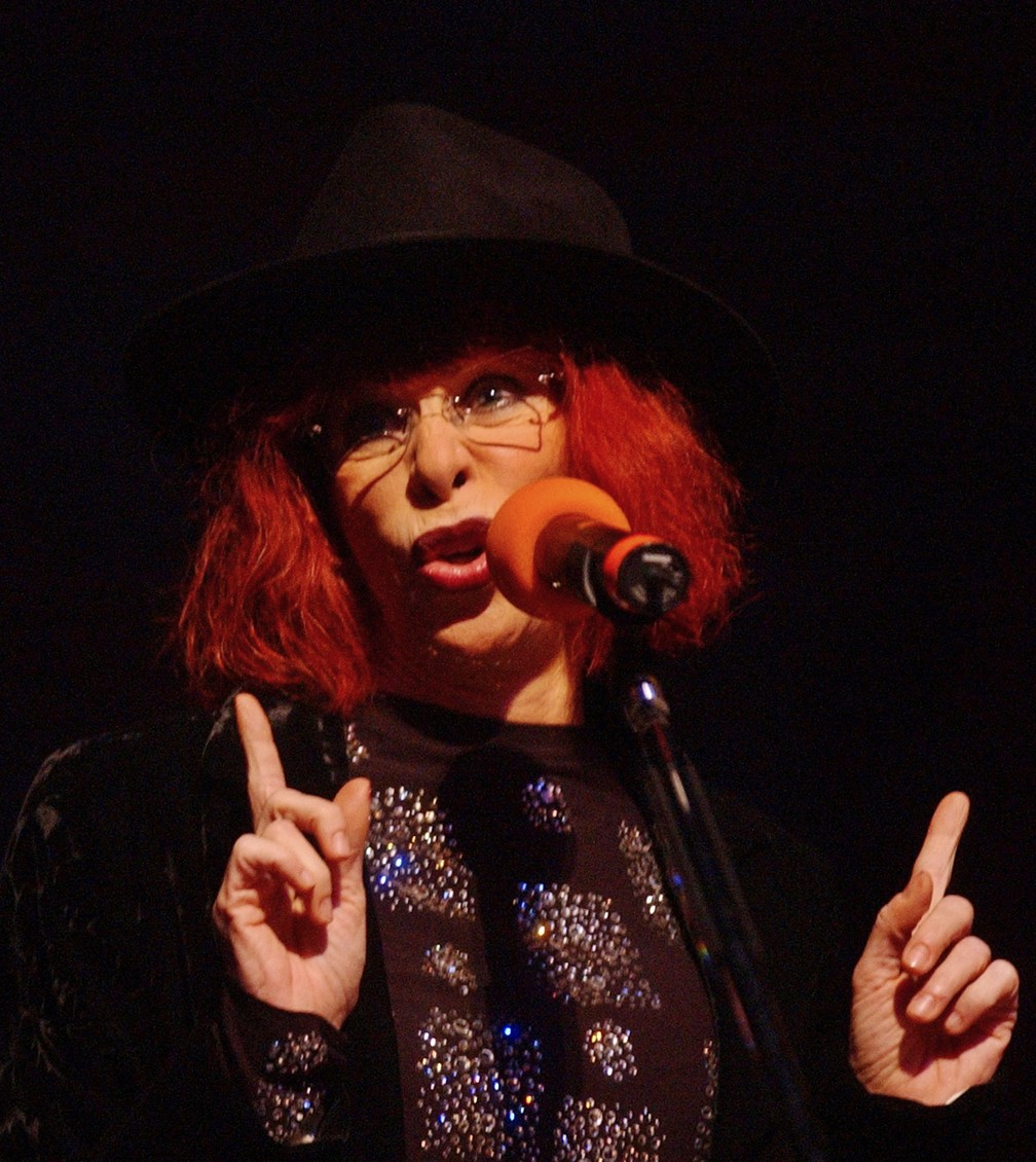 Rita Lee durante apresentação em Buenos Aires, Argentina, em 23 de novembro de 2002 — Foto: Natacha Pisarenko/AP/Arquivo