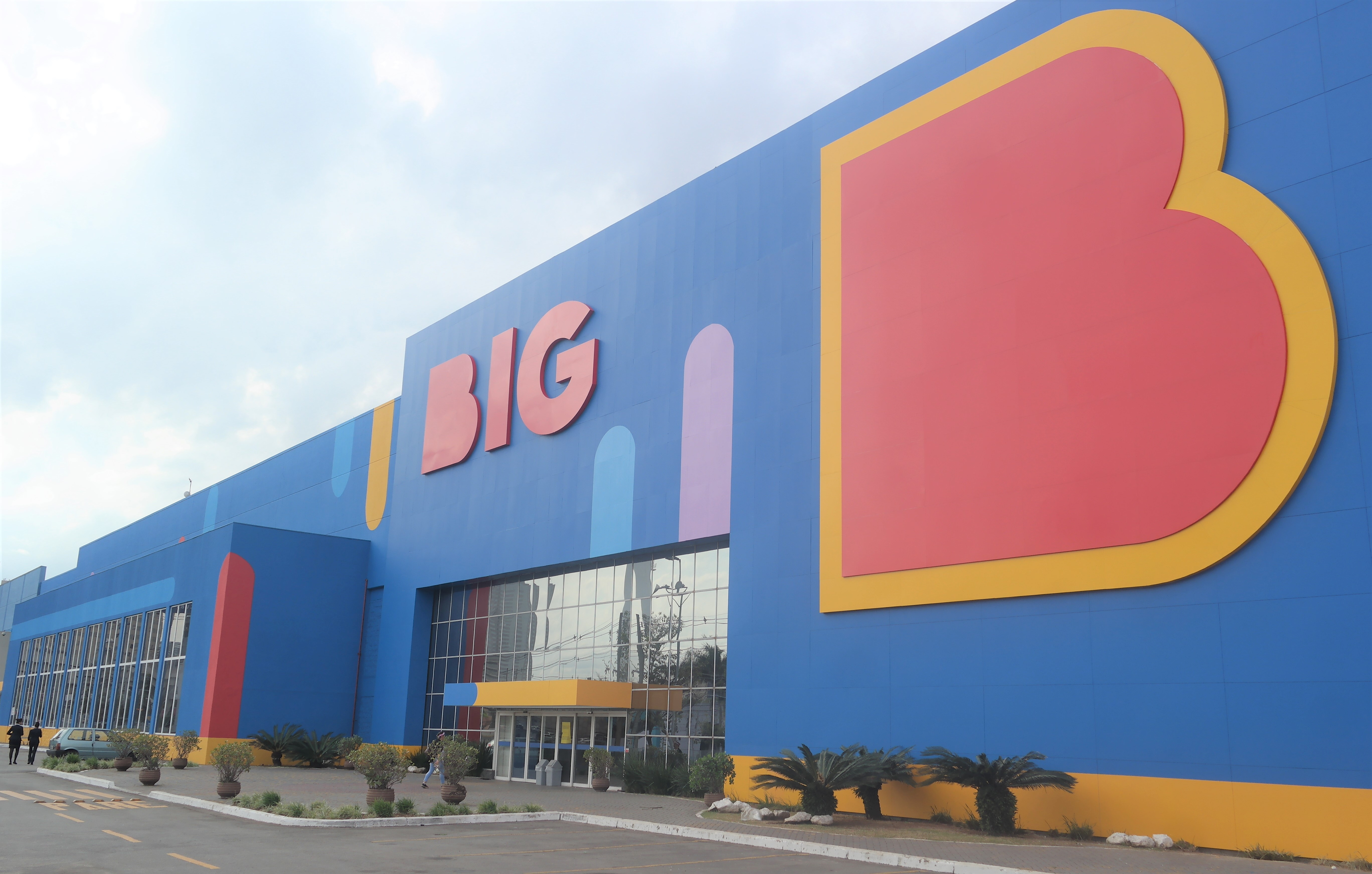 Cade aprova compra do Grupo Big por Carrefour Brasil com restrições