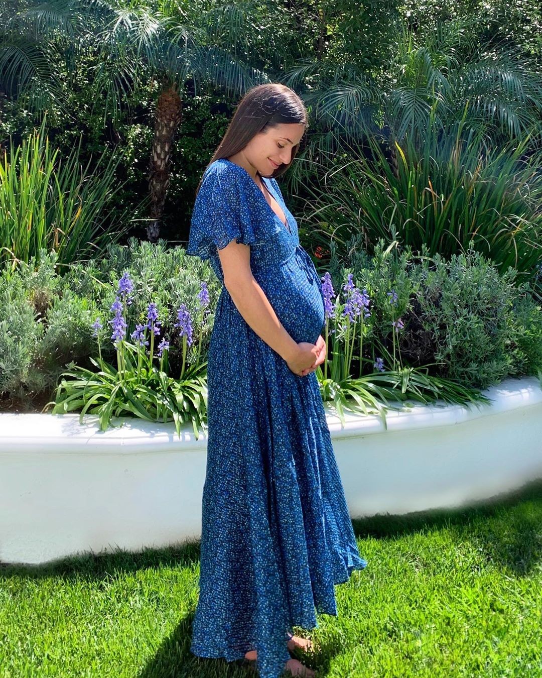 Lea Michele em sua primeira foto grávida (Foto: Reprodução/Instagram)