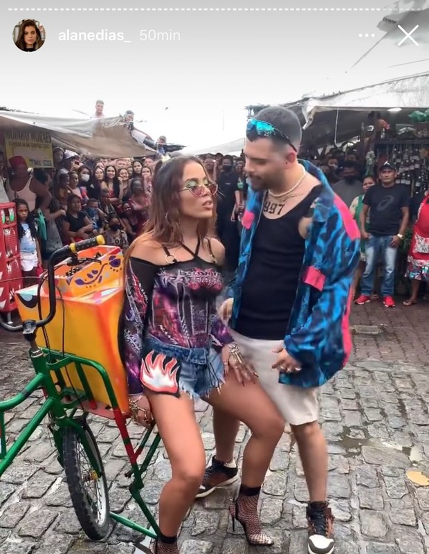 Anitta e Pedro Sampaio gravam clipe em Belém (Foto: Reprodução/Instagram)