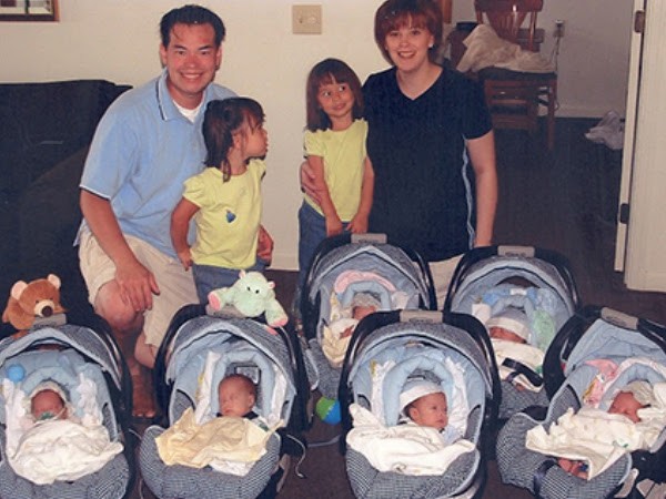 O casal se tornou pais de oito crianças (Foto: Reprodução/Pregnant Life)