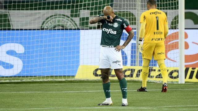 Felipe Melo na partida Palmeiras x Coritiba
