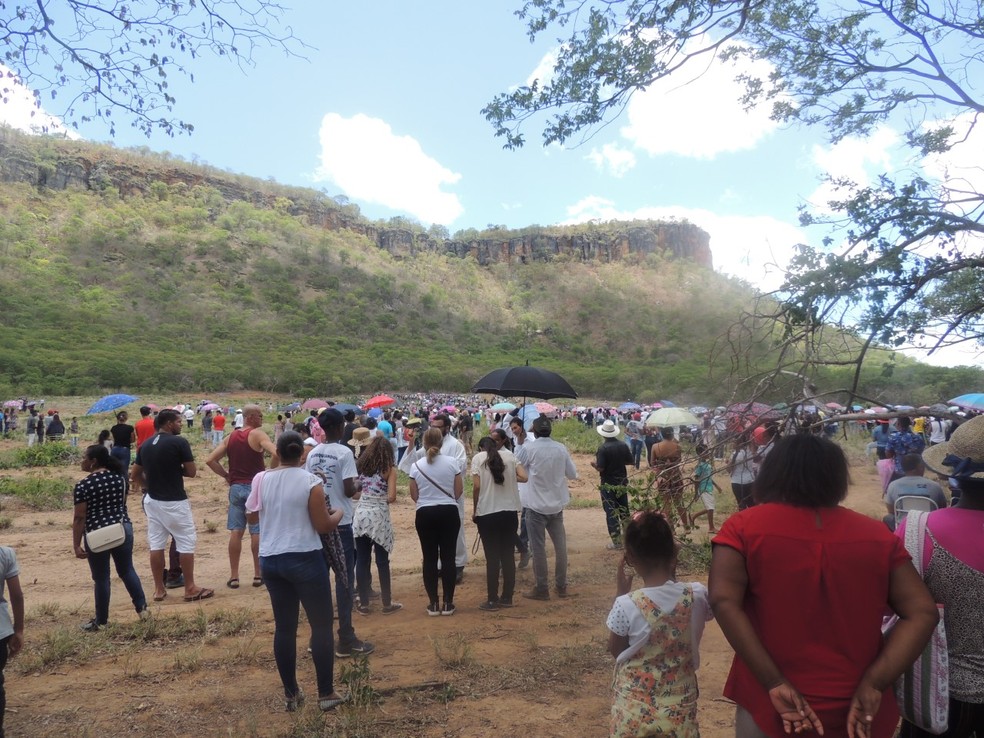 Aparições Recentes De Nossa Senhora No Mundo Gruta Onde Fieis Afirmam Ter Visto Nossa Senhora Em Mg Recebe 2ª