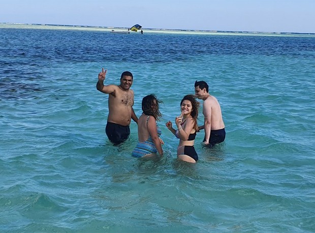 Maisa Silva em viagem ao Egito com a mãe, o pai e o amigo Guilherme (Foto: Reprodução/Instagram)