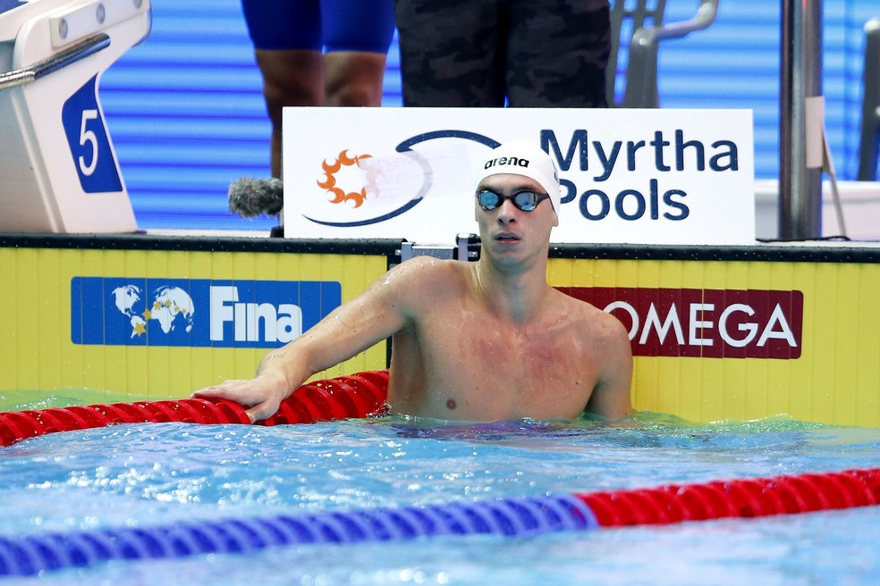 Fernando avança nos 200m livre — Foto: Satiro Sodré/Rededoesporte.gov.br