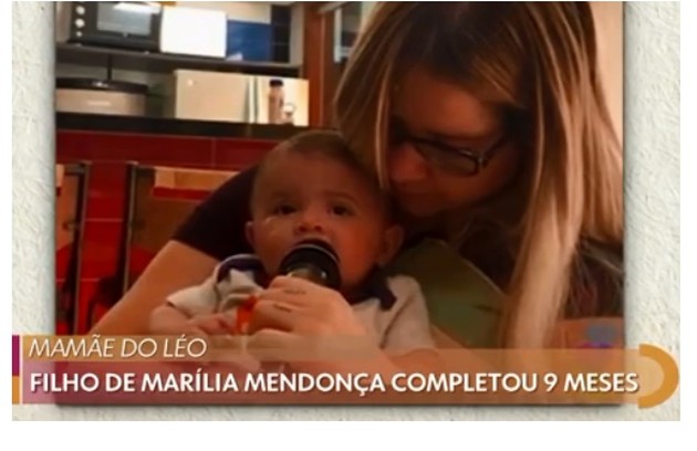 Marília Mendonça mostrou foto do filho, Leo, então com 9 meses, no programa de Fátima Bernardes (Foto: Reprodução)