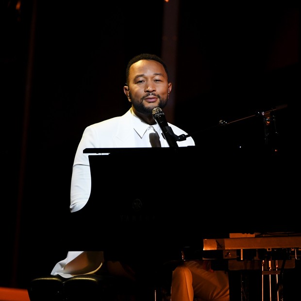 HOLLYWOOD, CALIFORNIA - OCTOBER 14: In this image released on October 14, John Legend performs onstage at the 2020 Billboard Music Awards, broadcast on October 14, 2020 at the Dolby Theatre in Los Angeles, CA.  (Photo by Kevin Winter/BBMA2020/Getty Images (Foto: Getty Images for dcp)