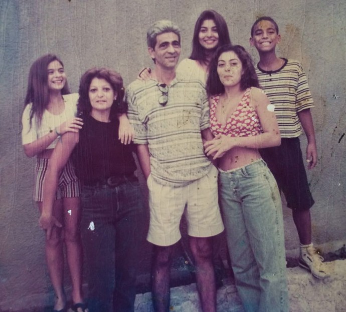 Juliana Paes com sua família (Foto: Arquivo Pessoal)