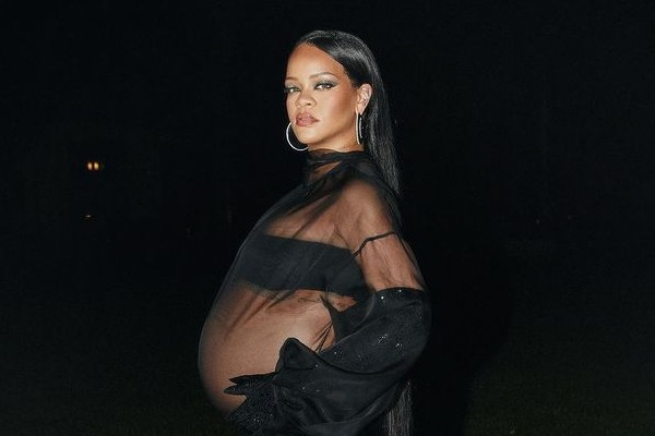 Rihanna está grávida de seu primeiro bebê (Foto: reprodução / Instagram)
