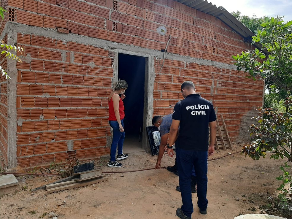 Polícia prende suspeito de esfaquear a mulher em Gilbués, Sul do Piauí — Foto: Divulgação/PC