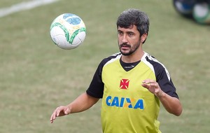 douglas vasco (Foto: Alexandre Cassiano/Agência Globo) douglas vasco (Foto: Alexandre Cassiano/Agência Globo)