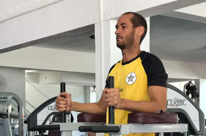 Rodrigo Souto vai vestir a camisa do Resende em 2017 (Foto: Divulgação)