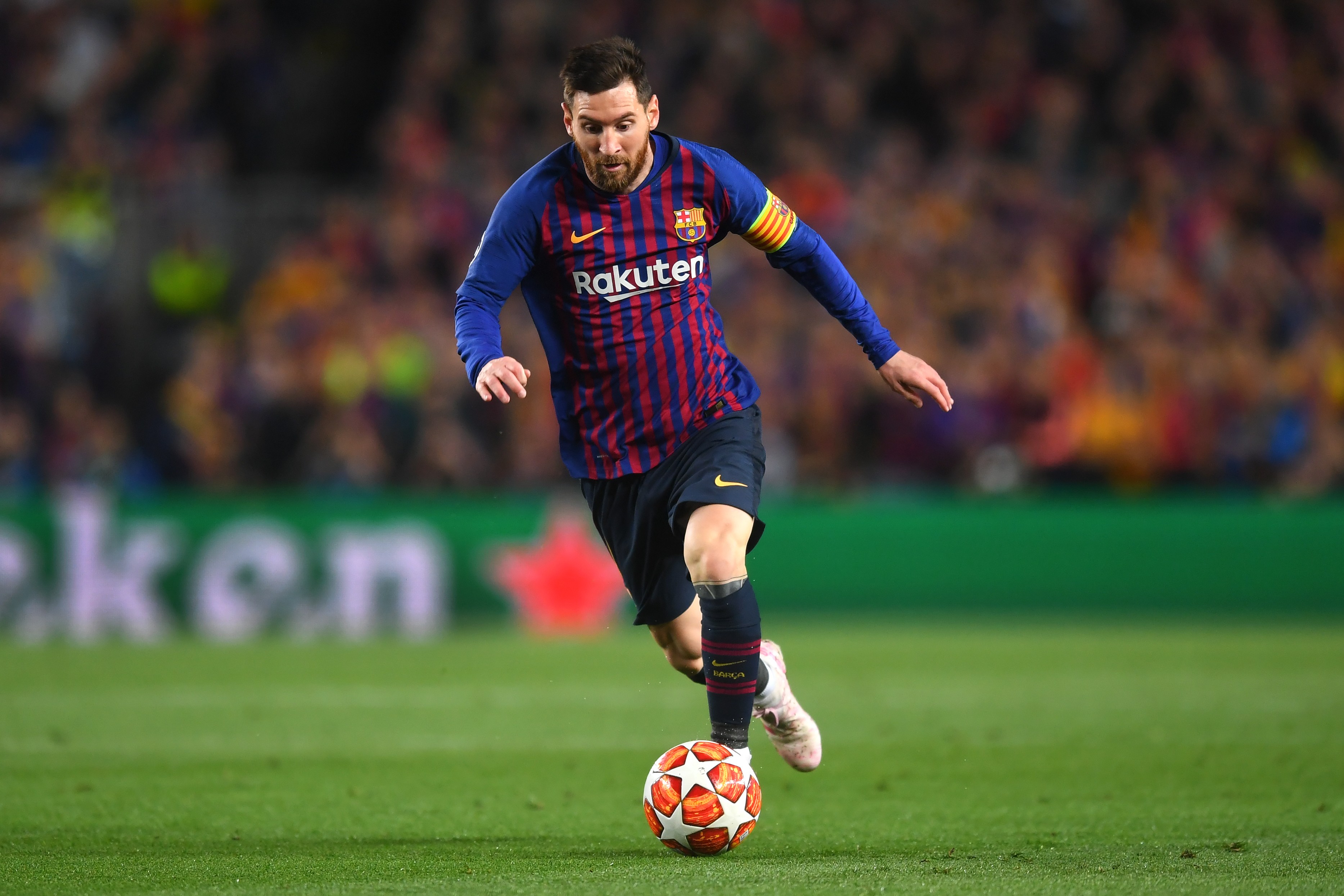 A canhota poderosa de Lionel Messi (Foto: Getty Images)