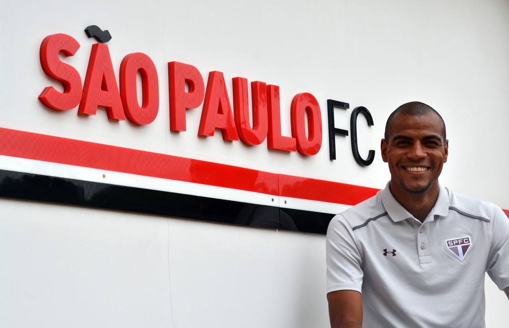 Jogador mira retomada de confiança do tricolor e ajuda da torcida no Morumbi