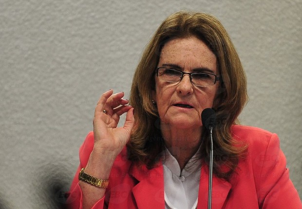 Graça Foster fala à Comissão de Assuntos Econômicos no Senado (Foto: Antônio Cruz/Agência Brasil )