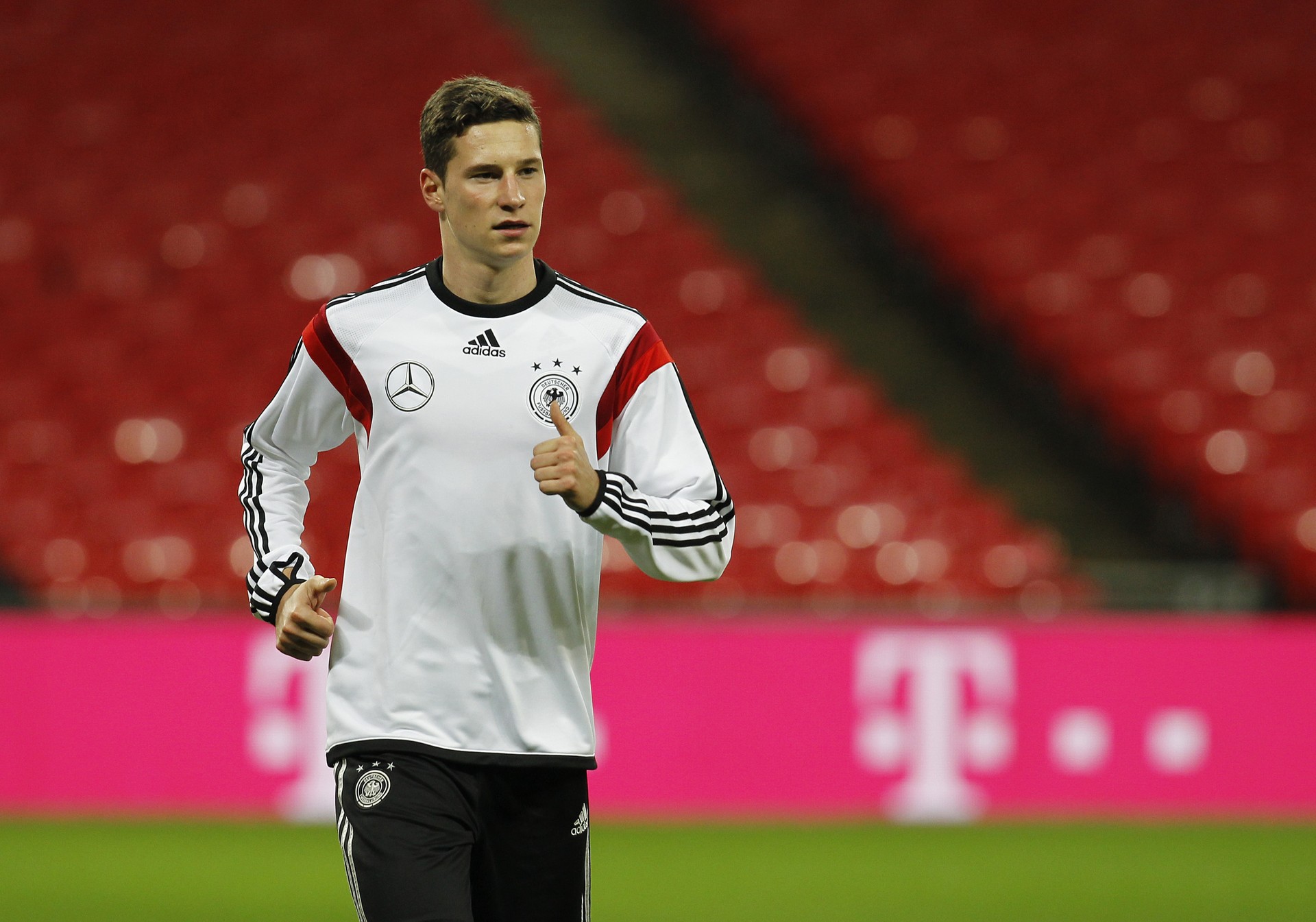 Draxler acredita que defenderá a Alemanha na Copa do Mundo (Foto: Getty Images)