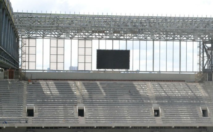 Telão foram instalados rapidamente (Foto: Divulgação/Site Oficial do Atlético-PR)