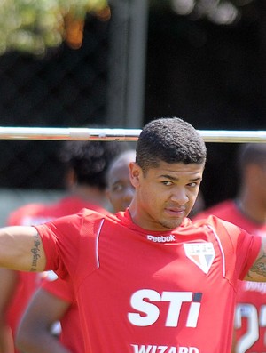 Denilson diz que vitória sobre o Vasco fará o São Paulo arrancar