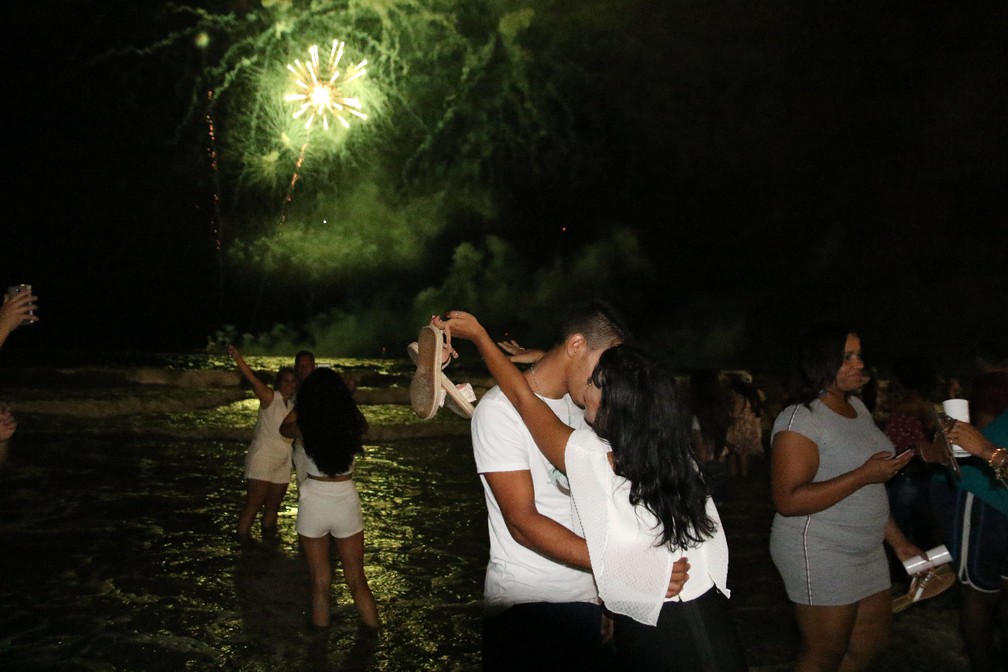 Ano Novo 2019 No Recife Fotos Pernambuco G1 As praias do rio e do nordeste são os destinos que todo mundo tem que já pensou em passar o réveillon de um jeito diferente? ano novo 2019 no recife fotos
