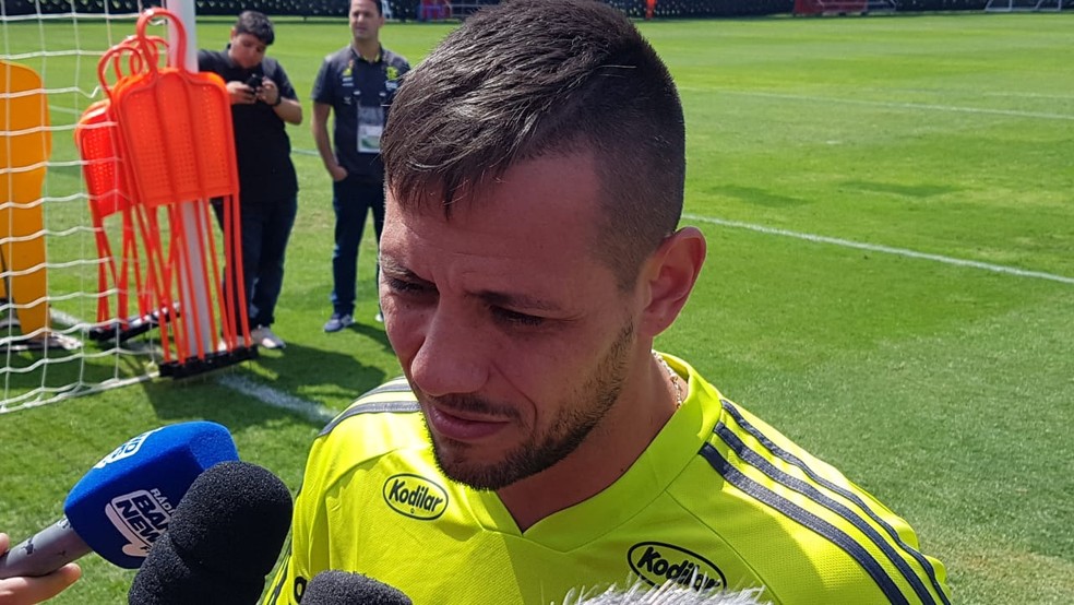 Diego Alves, do Flamengo, concede entrevista em Lima, no Peru &mdash; Foto: Cah&ecirc; Mota / GloboEsporte.com