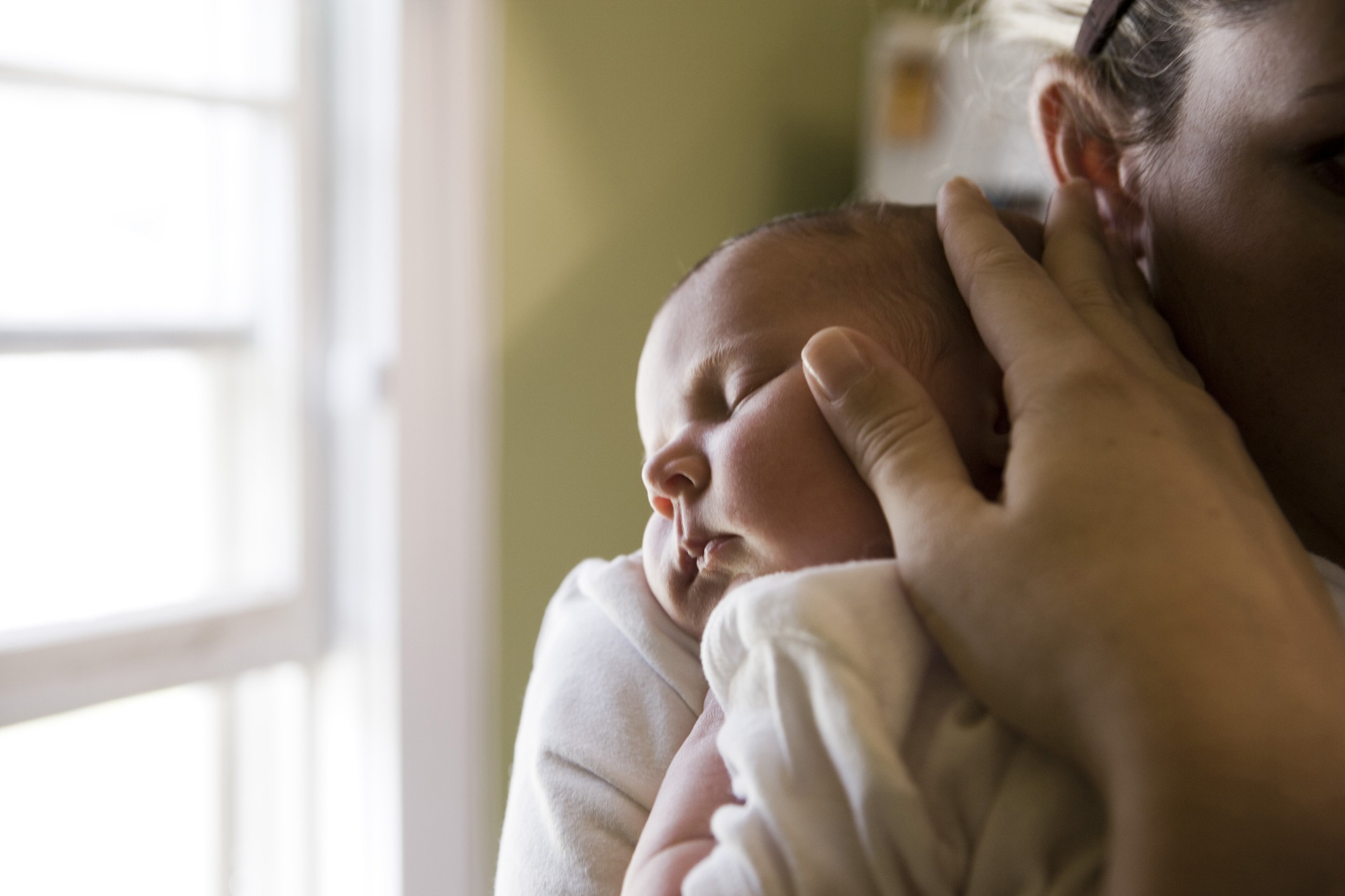 Recém-nascido: os 100 primeiros dias do bebê - Revista Crescer |  Desenvolvimento