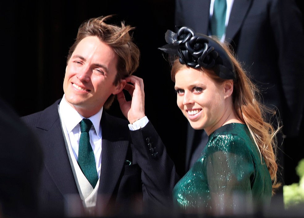Foto de arquivo mostram princesa britnica Beatrice com seu ento noivo, Edoardo Mapelli Mozzi, em York, Inglaterra  Foto: Peter Byrne/PA via AP