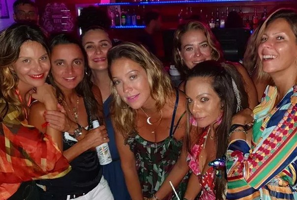 Luana Piovani e amigas (Foto: Reprodução / Instagram)