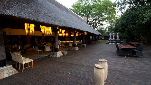 Mfuwe Lodge, na Zâmbia (Foto: Reprodução/Wikimedia Commons)