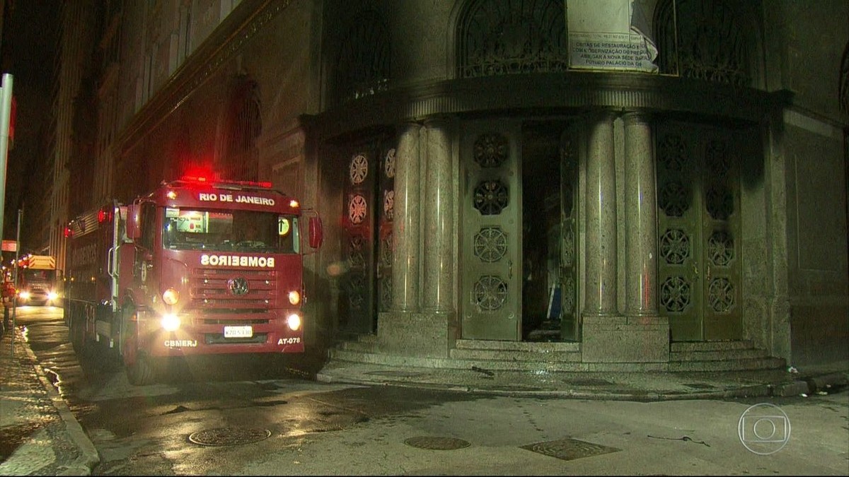 Incêndio Atinge Prédio No Centro Do Rio Rio De Janeiro G1 