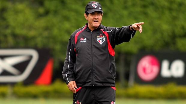 Lédio: desafio de Muricy será isolar elenco dos problemas da diretoria