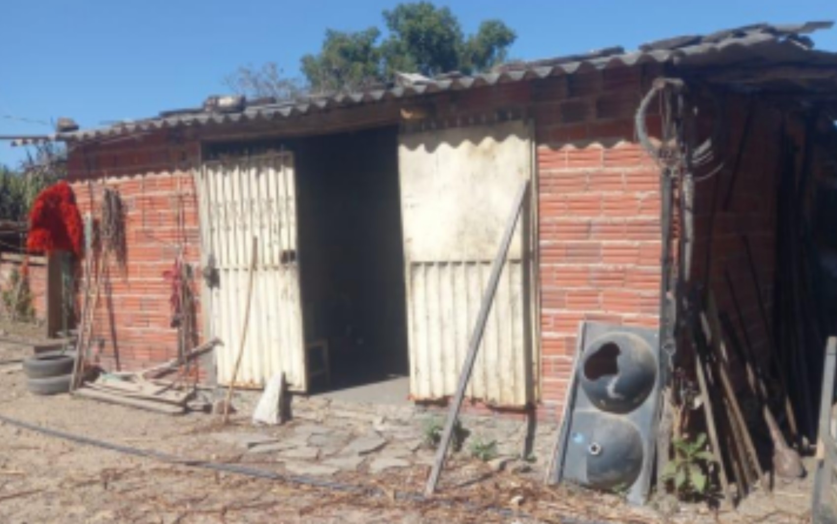 Polícia investiga se idoso resgatado de fazenda era vítima de trabalho análogo à escravidão, em Pirenópolis