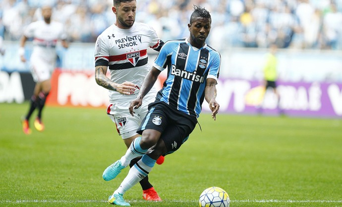 Artilharia pesada: Grêmio se vale de estilo e lidera finalizações na Série A