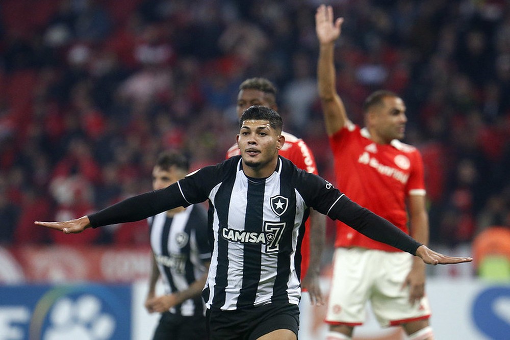 Análise: Reação do Botafogo sobre o Inter não merecia dividir ...