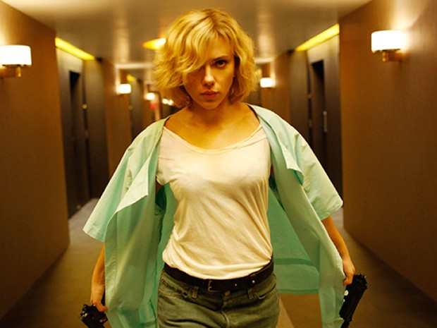 Scarlett Johansson vive personagem-título em Lucy (Foto: Divulgação)