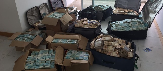 Polícia Federal encontra dinheiro em apartamento ligado a Geddel (Foto: Polícia Federal)