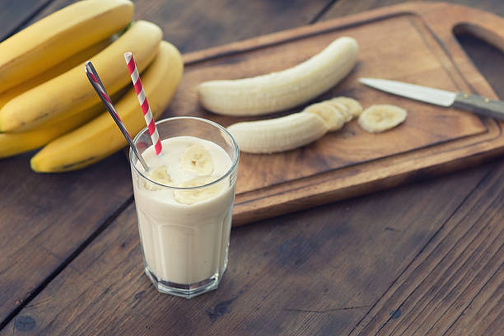 Essa receita de vitamina de banana n&atilde;o leva leite &mdash; Foto: iStock