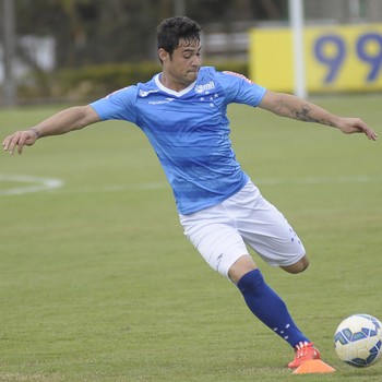 Vinícius Araújo só vê decisões pelo caminho: Começa um novo Brasileiro