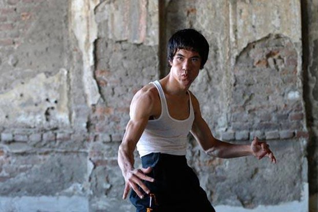 Abbas Alizada, o Bruce Lee afegão (Foto: Reprodução/Facebook)