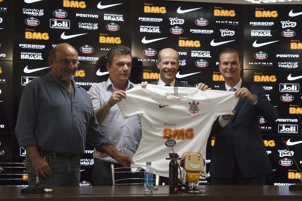 Visando decolar parceria, Corinthians e patrocinador oferecem mensalidade gratuita a sócios; confira