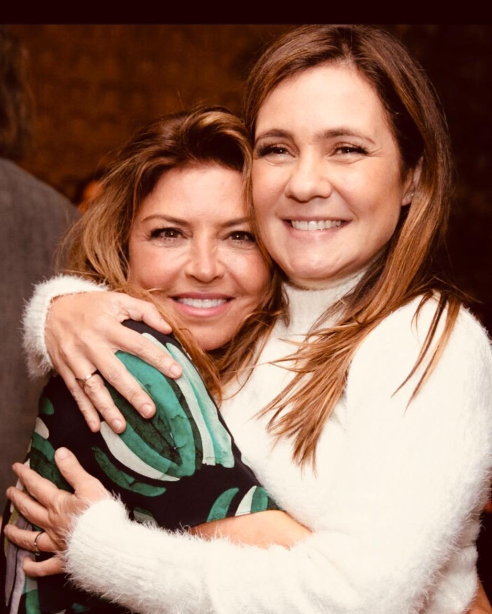 Adriana Esteves Libera Empresaria Para Postar Fotos Dela Na Faxina Ninguem Esta De Ferias Famosos Gshow