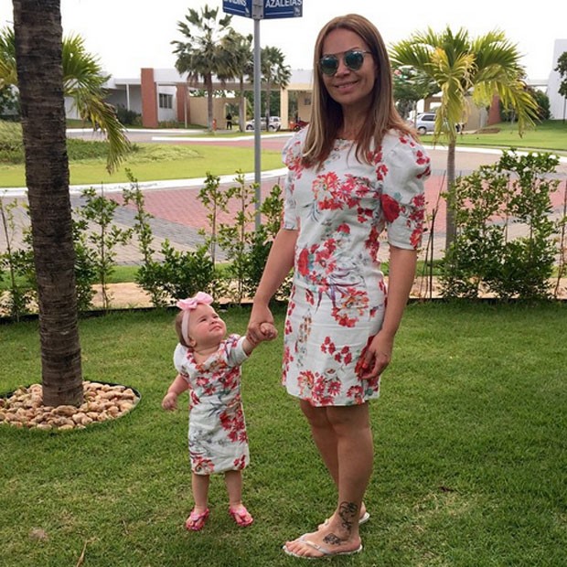 Sol Almeida e Maria Esther: tal mãe, tal filha (Foto: Reprodução/ Instagram)