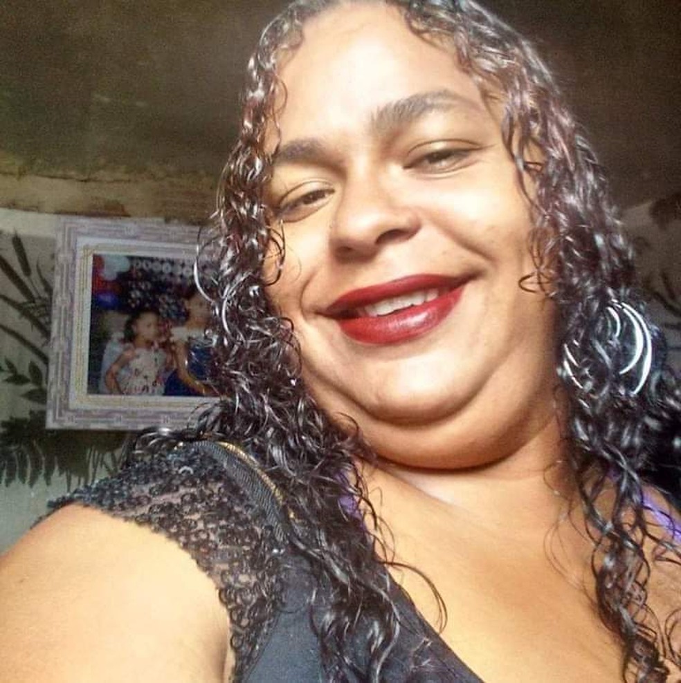 Mulher grávida foi morta a tiros no bairro do Salgado, em Caruaru — Foto: Caruaru no Face/Divulgação