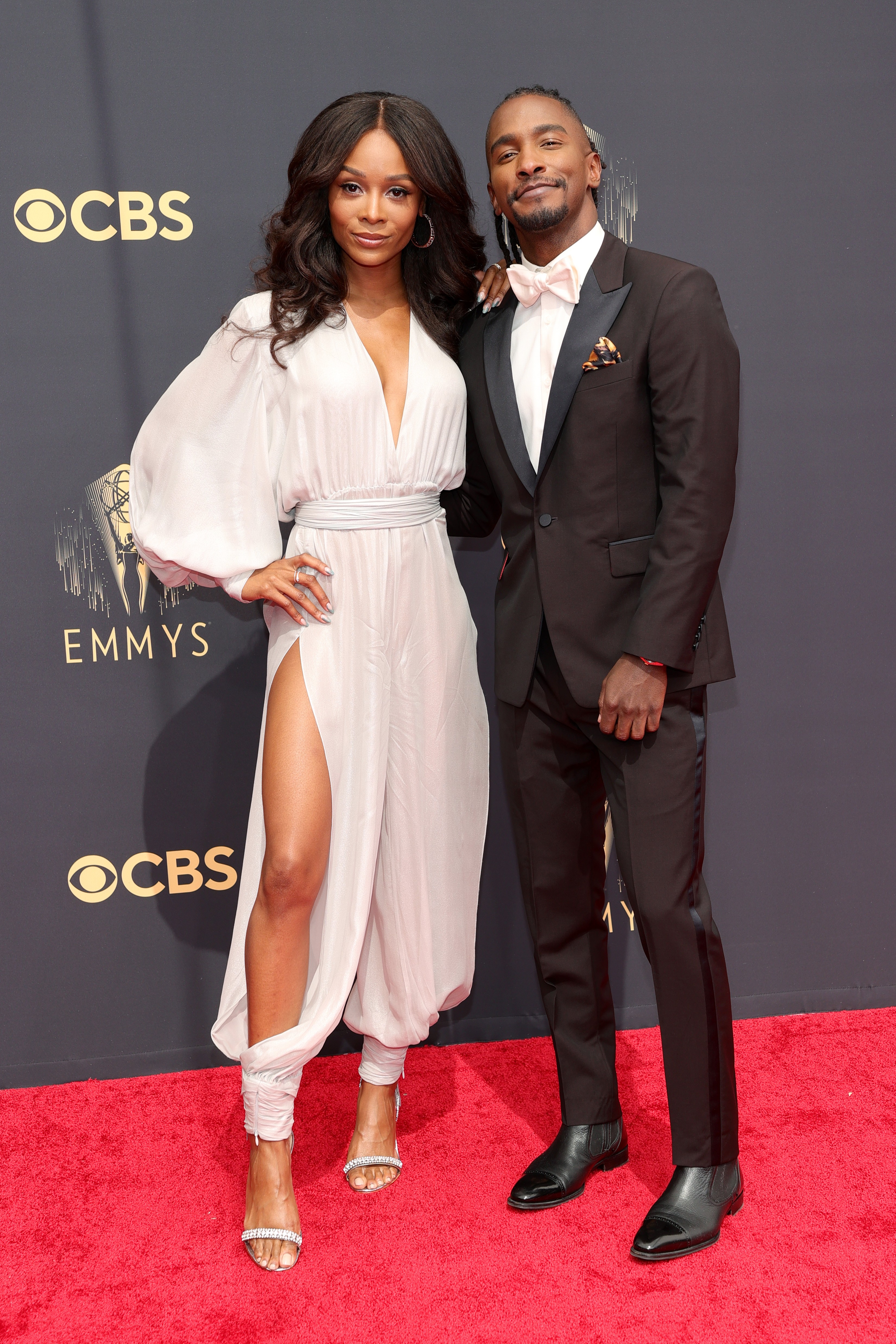 LOS ANGELES, CALIFORNIA - SEPTEMBER 19: (L-R) Zuri Hall and Scott Evans attend the 73rd Primetime Emmy Awards at L.A. LIVE on September 19, 2021 in Los Angeles, California. (Photo by Rich Fury/Getty Images) (Foto: Getty Images)