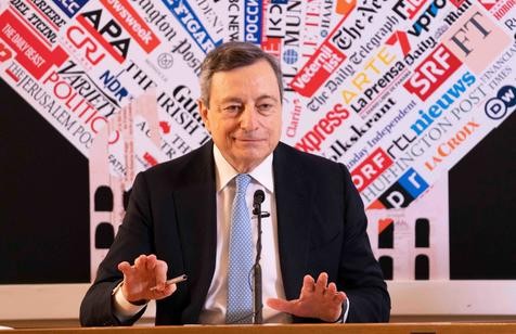 Mario Draghi conversa com imprensa estrangeira em Roma (Foto: ANSA)