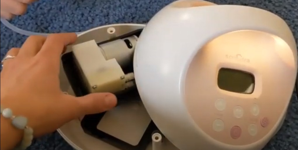 Bombas de leite materno são usadas como respiradores nos EUA (Foto: Reprodução: YouTube)