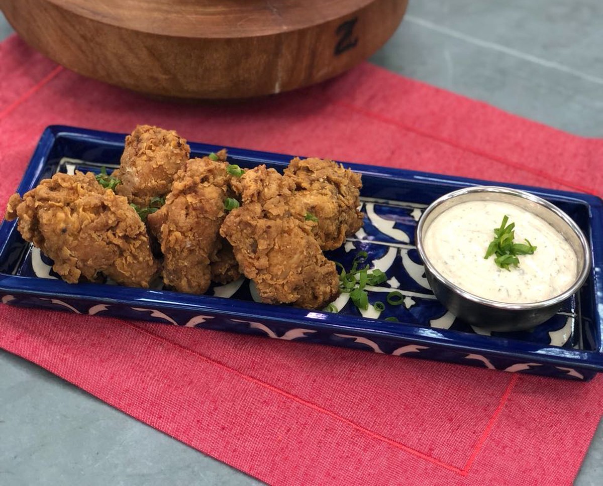 Frango Frito Com Molho De Iogurte