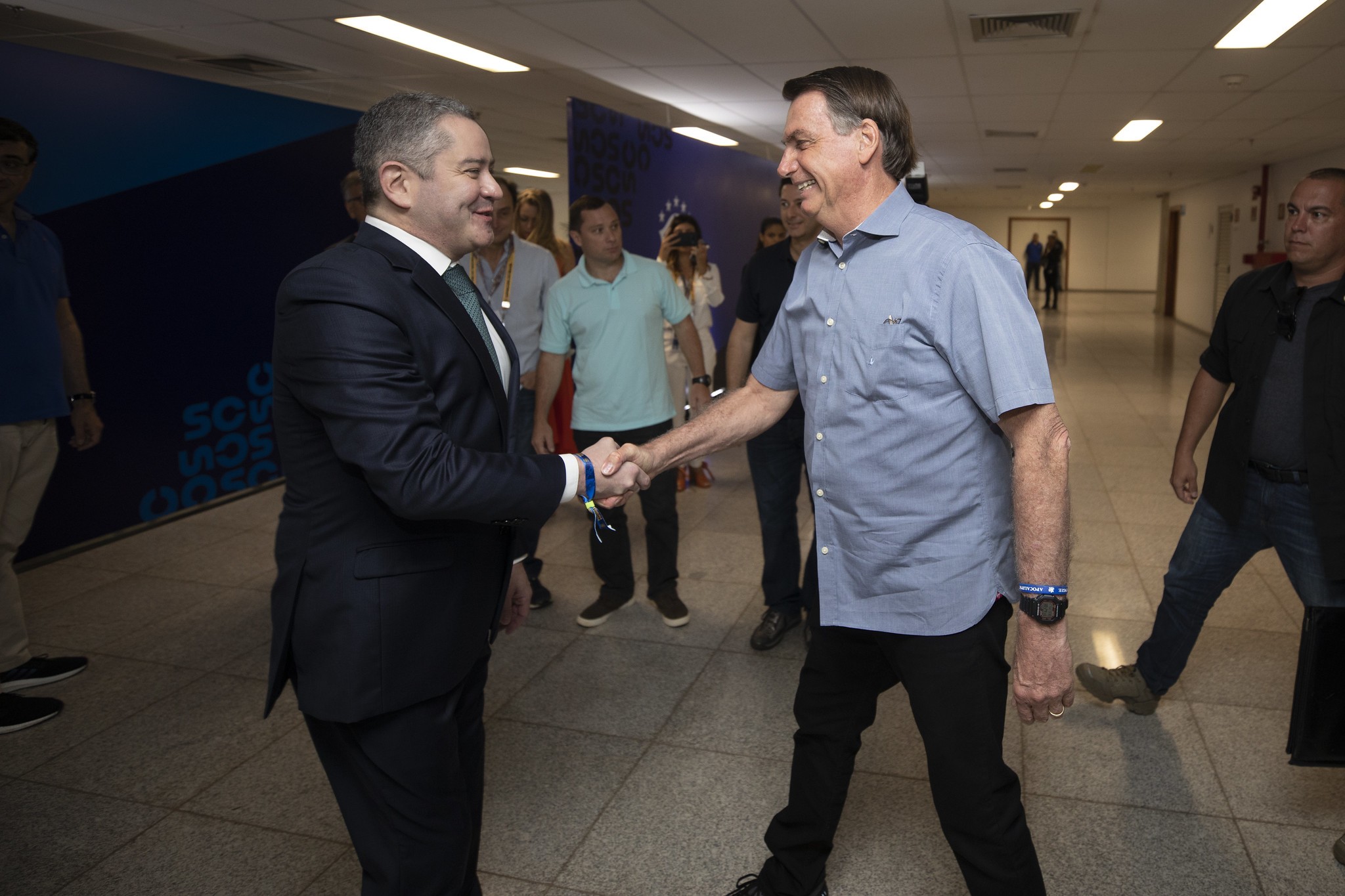 O presidente da CBF, Rogerio Caboclo, e Jair Bolsonaro