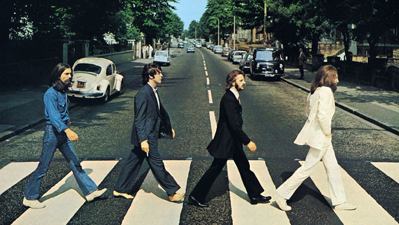 Foto que originou a capa do disco Abbey Road, do grupo The Beatles (Foto: Reprodução)